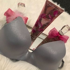 Victoria’s Secret Bra